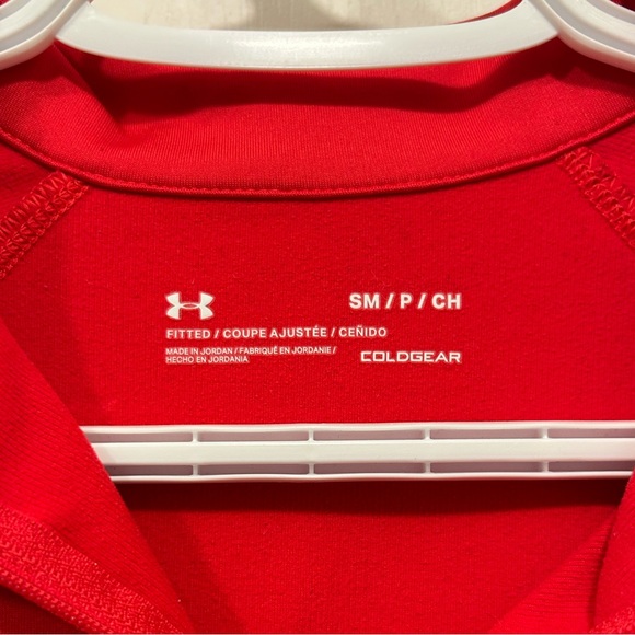 Under Armor fitted coldgear quarter zip ❤️❤️ - Picture 3 of 7
